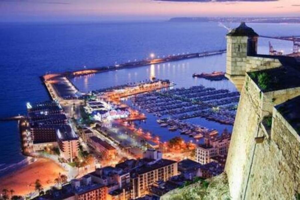 Apartamento Boutique Centrico A 5 Min Playa Alicante Bagian luar foto